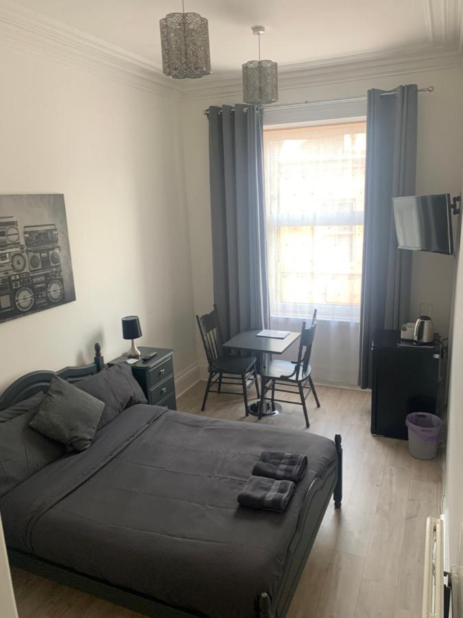 Aspen Guest House Peterhead Bagian luar foto